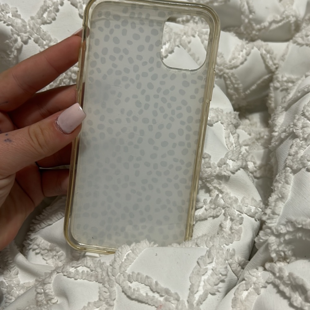 iPhone 11 case - Picture 2 of 3
